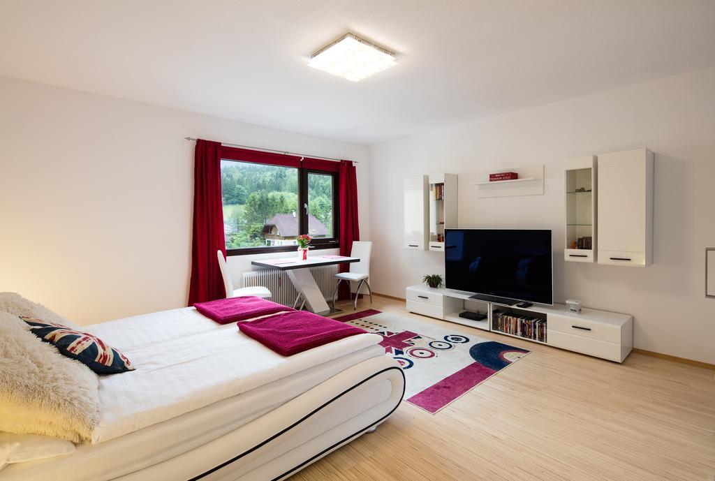 W & S Executive Apartments - Обертраун Екстер'єр фото