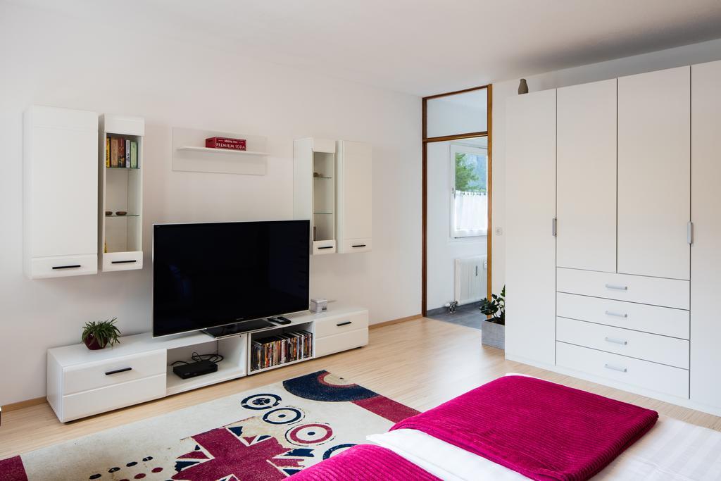 W & S Executive Apartments - Обертраун Екстер'єр фото